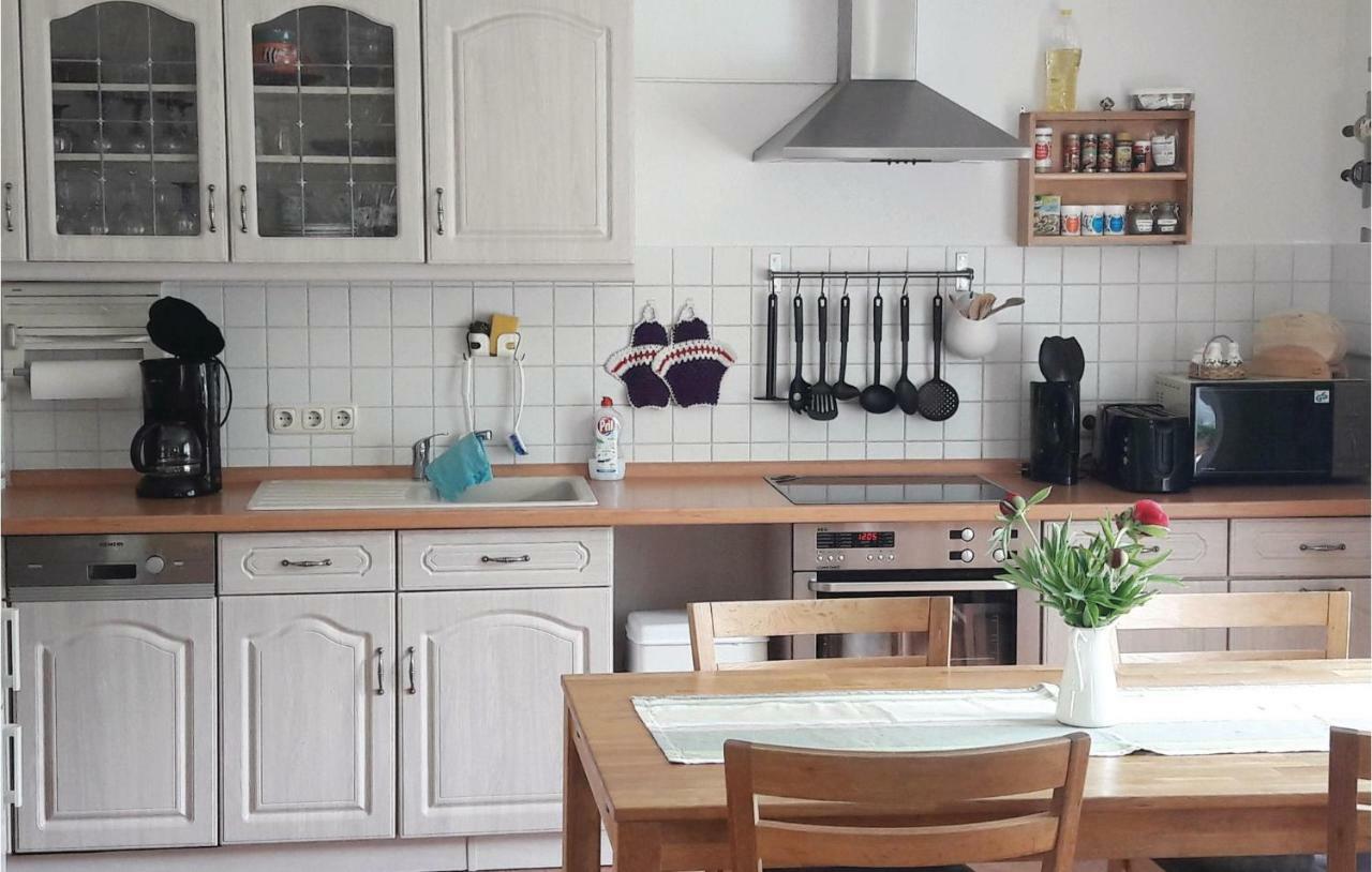 Awesome Home In Alt Schwerin With Wifi Екстер'єр фото